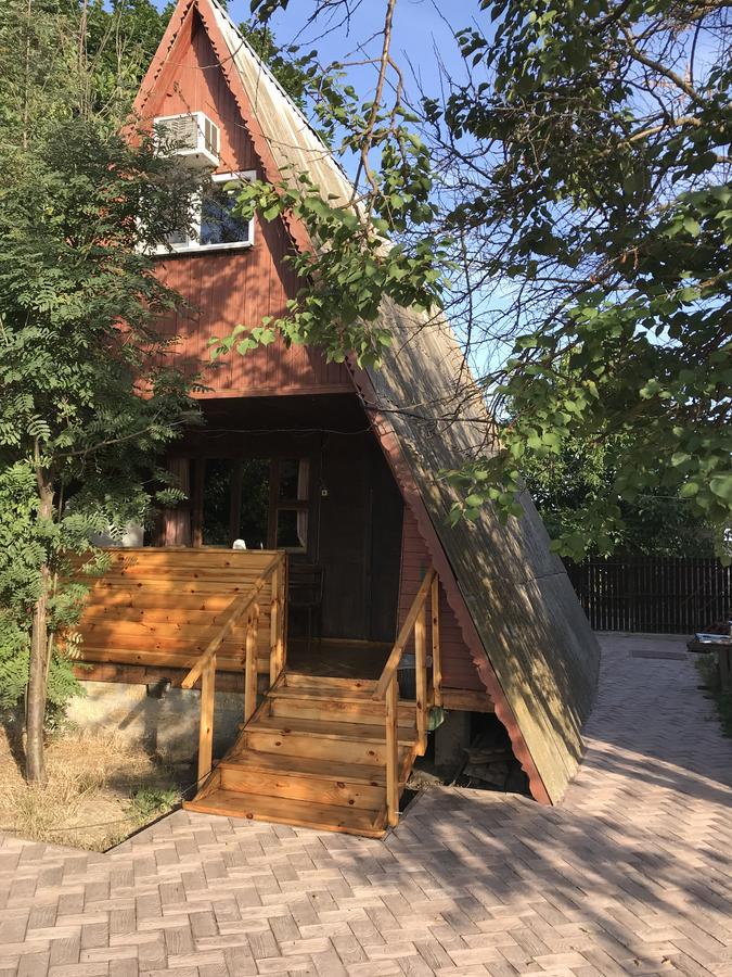 Отель Номера в деревянных домиках Фонтанка Экстерьер фото