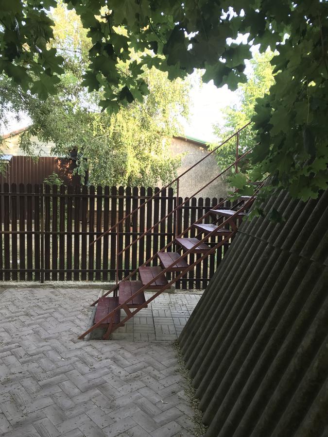 Отель Номера в деревянных домиках Фонтанка Экстерьер фото